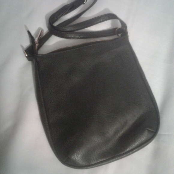 Rampage crossbody - Picture 3 of 4